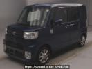 Toyota Pixis Mega LA700A
