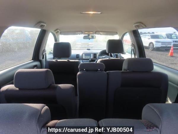 Used 2004 AT toyota wish ZNE10G Image[9]