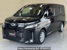 Toyota Voxy ZWR80G