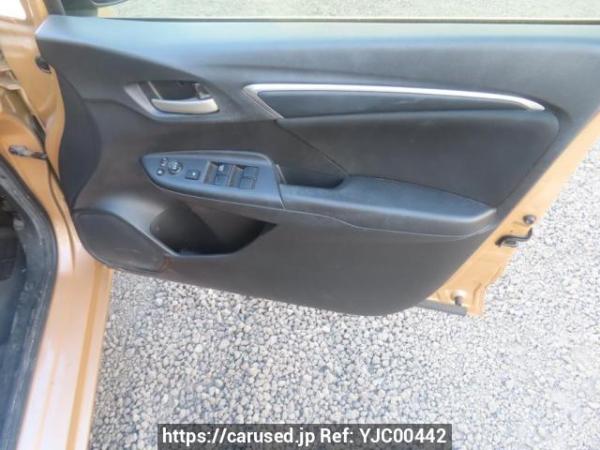 Used 2014 AT honda fit GK3 Image[32]