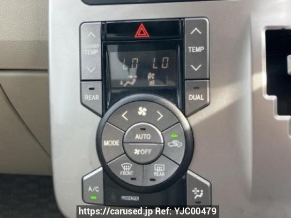 Used 2007 AT toyota noah ZRR70G Image[23]