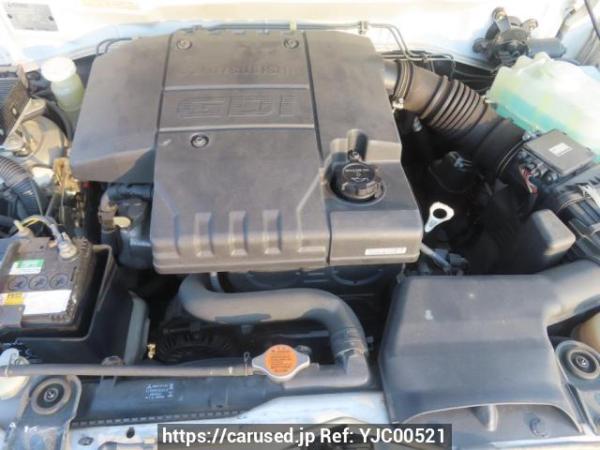 Used 2003 AT mitsubishi pajero-io H77W Image[9]