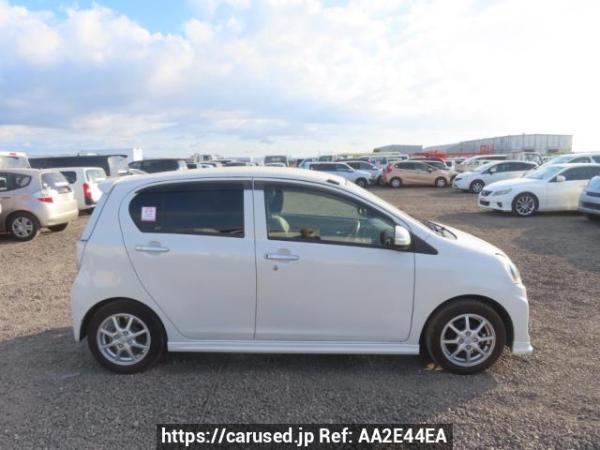 Used 2013 AT toyota pixis-epoch LA300A Image[7]