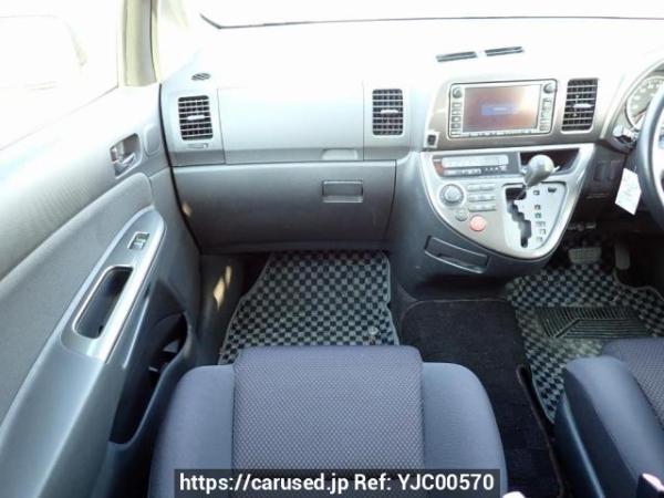 Used 2004 AT toyota wish ZNE10G Image[18]