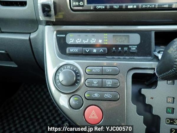 Used 2004 AT toyota wish ZNE10G Image[22]