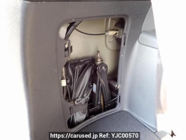 Used 2004 AT toyota wish ZNE10G Image[42]