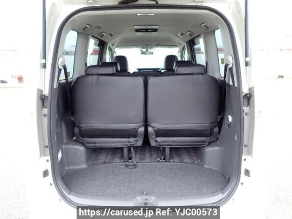 Used 2007 AT toyota noah ZRR70W Image[8]