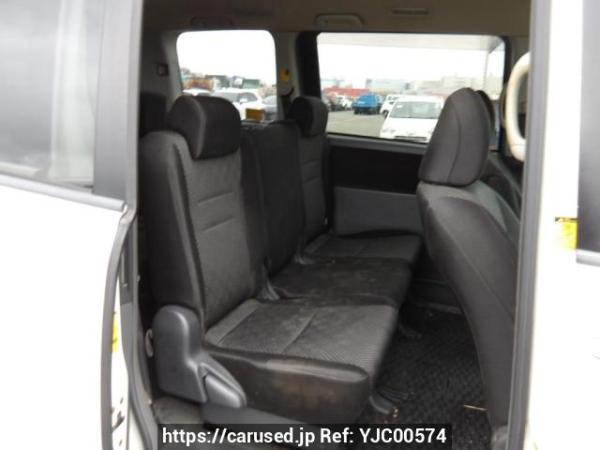 Used 2009 AT toyota noah ZRR70W Image[15]