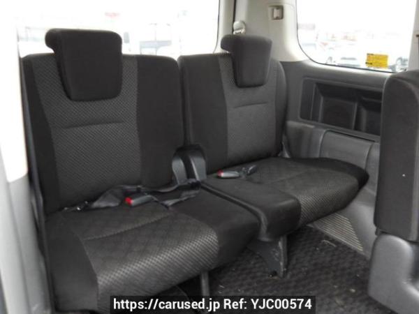 Used 2009 AT toyota noah ZRR70W Image[17]