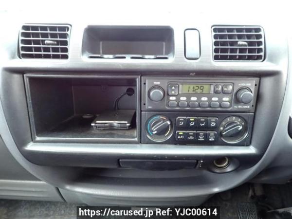 Used 2007 MT mazda bongo-van SK82V Image[22]