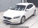Volvo V40 MB4164T