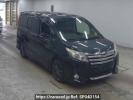 Toyota Noah ZRR80W