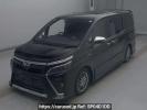 Toyota Voxy ZWR80W