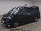 Toyota Voxy ZRR85W