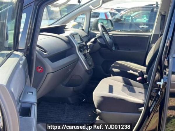 Used 2009 AT toyota noah ZRR75G Image[12]