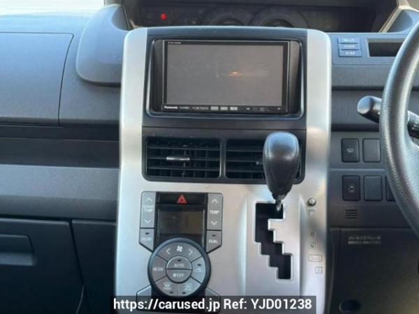 Used 2009 AT toyota noah ZRR75G Image[16]