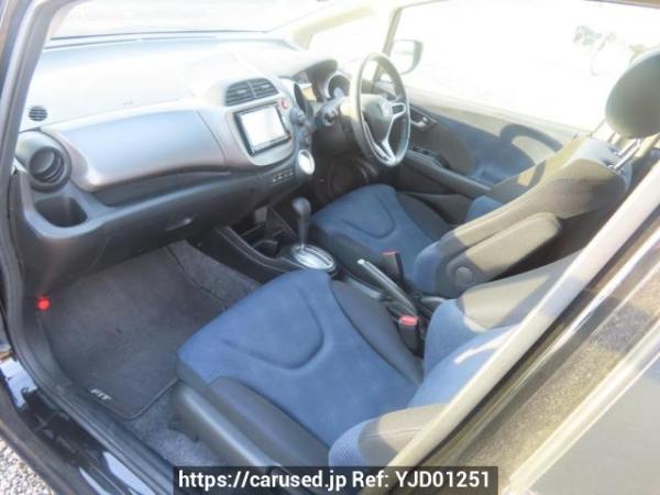 Used 2011 AT honda fit GE6 Image[12]
