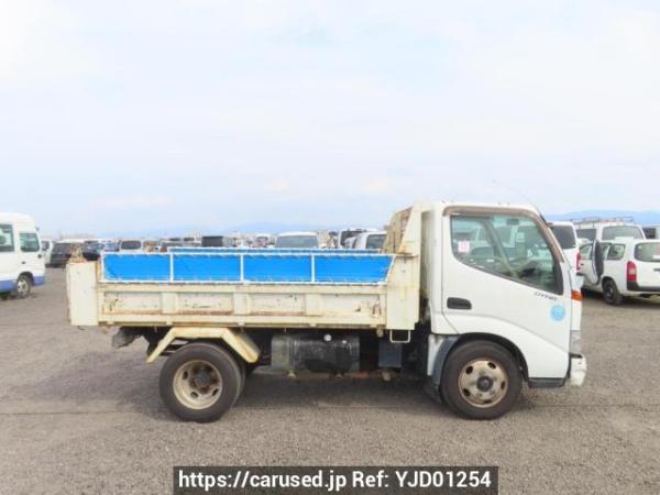 Used 2001 MT toyota dyna-truck XZU322D Image[7]