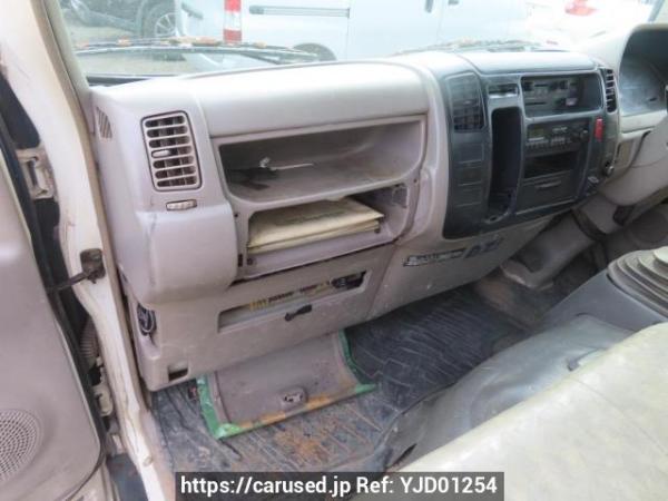 Used 2001 MT toyota dyna-truck XZU322D Image[32]
