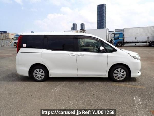 Used 2014 AT toyota noah ZRR80G Image[7]