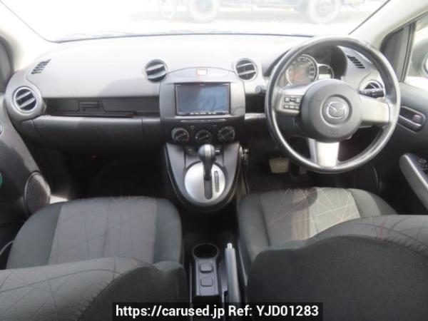 Used 2013 AT mazda demio DE3FS Image[19]