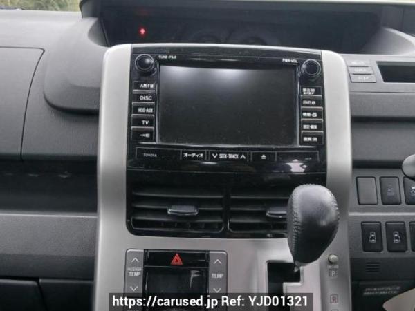 Used 2010 AT toyota noah ZRR75W Image[16]