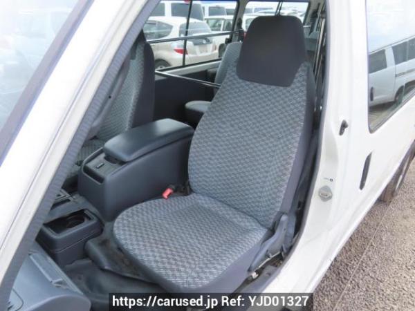 Used 2001 AT toyota hiace-wagon RZH111G Image[16]
