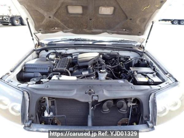 Used 2005 AT toyota hilux-surf TRN215W Image[9]