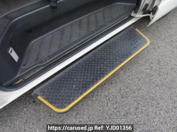 Used 2011 AT toyota regiusace-van TRH200K Image[21]