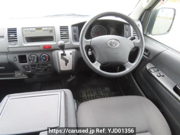 Used 2011 AT toyota regiusace-van TRH200K Image[31]
