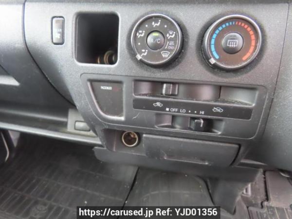 Used 2011 AT toyota regiusace-van TRH200K Image[35]