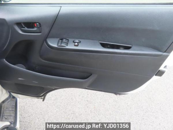 Used 2011 AT toyota regiusace-van TRH200K Image[41]