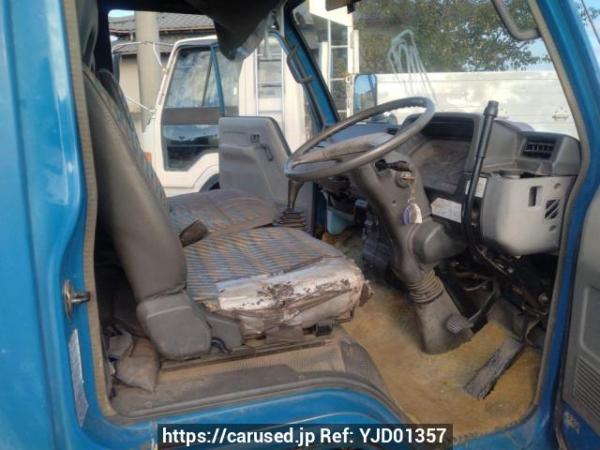 Used 1991 MT mitsubishi canter FE305BD Image[11]