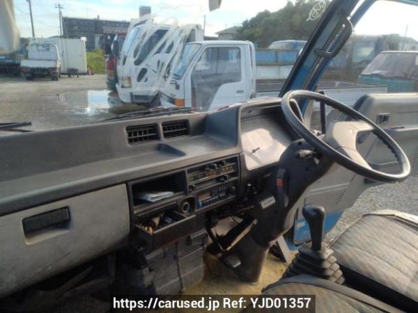 Used 1991 MT mitsubishi canter FE305BD Image[13]