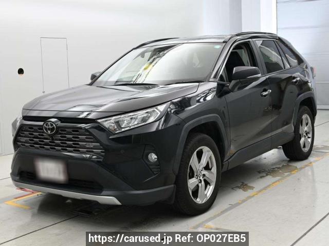 Buy Used 2021 Toyota RAV4 MXAA54 (OP027EB5) - Carused.jp