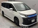 Toyota Voxy ZWR90W
