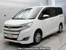 Toyota Noah ZRR80G