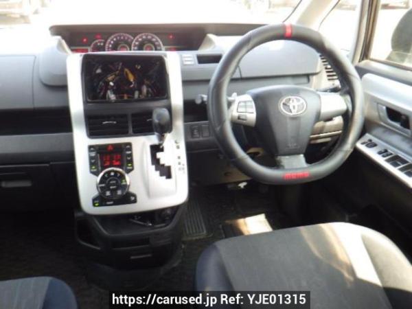 Used 2010 AT toyota noah ZRR70W Image[20]