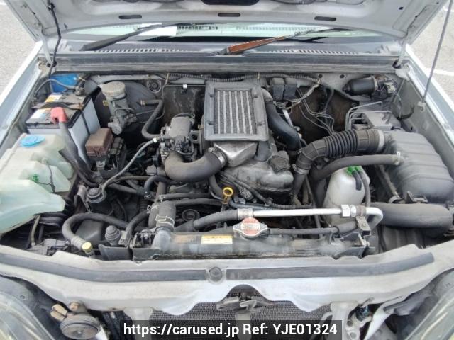 1999 Suzuki Jimny JDM car for sale — photo 10 of 25