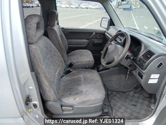 1999 Suzuki Jimny JDM car for sale — photo 13 of 25
