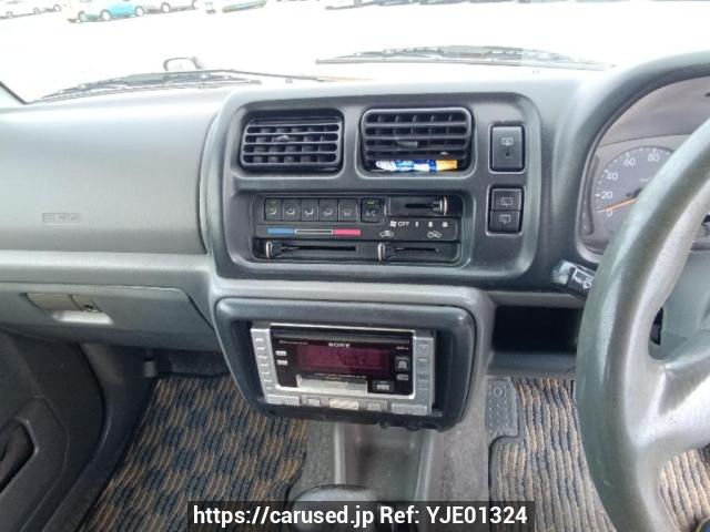 1999 Suzuki Jimny JDM car for sale — photo 22 of 25