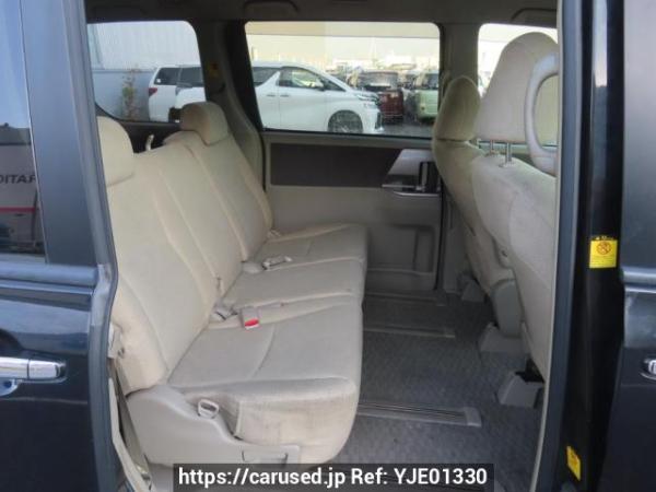 Used 2009 AT toyota noah ZRR70W Image[17]