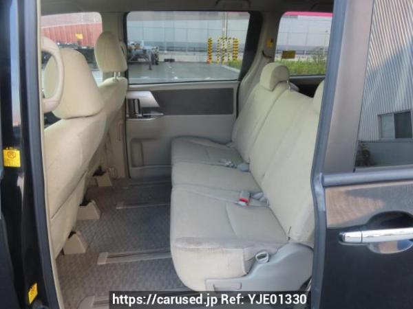 Used 2009 AT toyota noah ZRR70W Image[19]