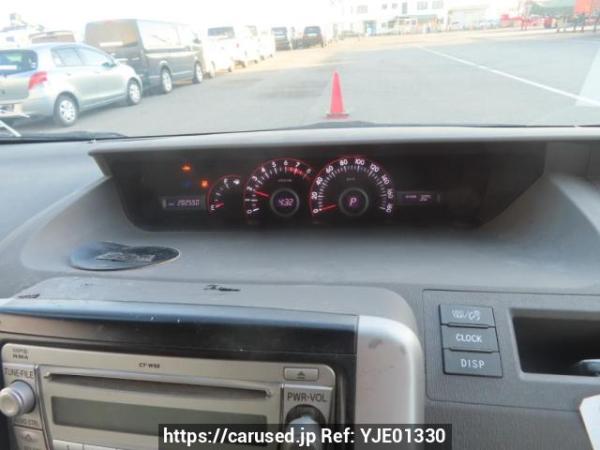 Used 2009 AT toyota noah ZRR70W Image[26]