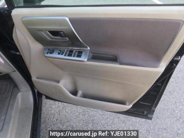 Used 2009 AT toyota noah ZRR70W Image[35]