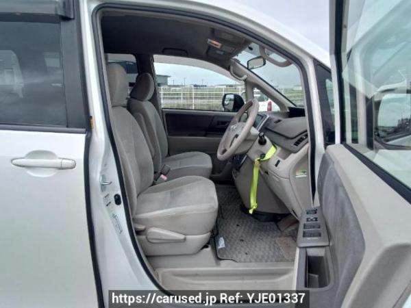 Used 2008 AT toyota noah ZRR75G Image[13]