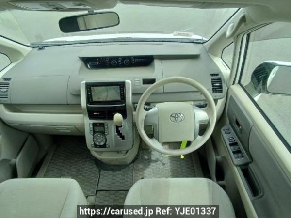 Used 2008 AT toyota noah ZRR75G Image[21]