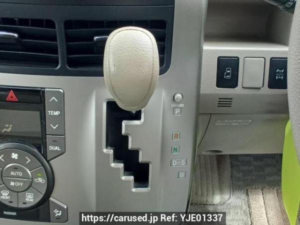 Used 2008 AT toyota noah ZRR75G Image[24]