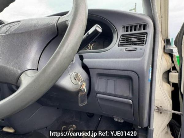 Used 2004 AT toyota townace-van KR42V Image[24]