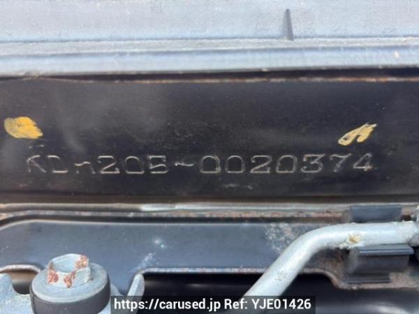 Used 2006 AT toyota hiace-van KDH205V Image[13]